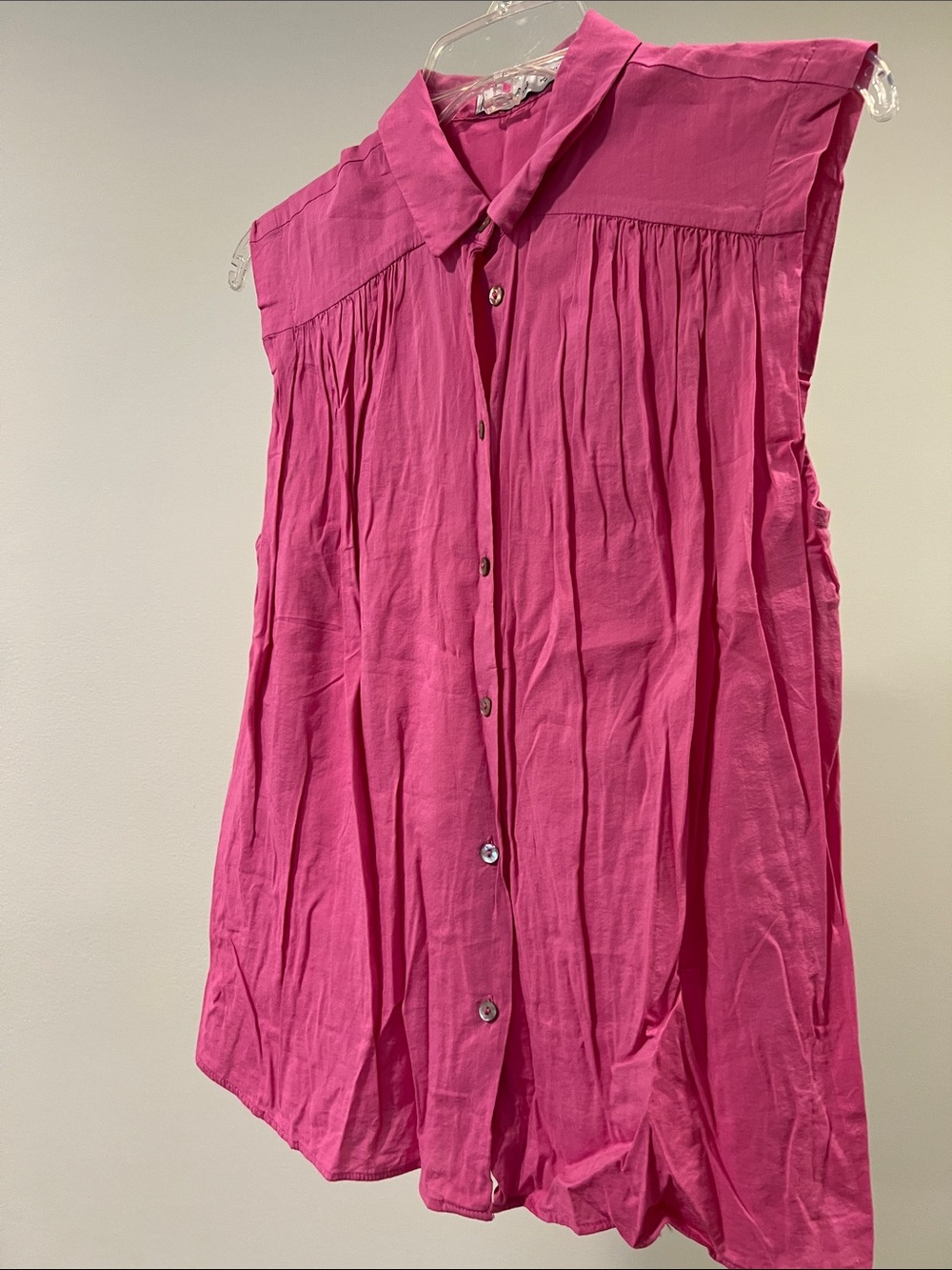 Mango Sleeveless Button-Down Blouse in Fuchsia